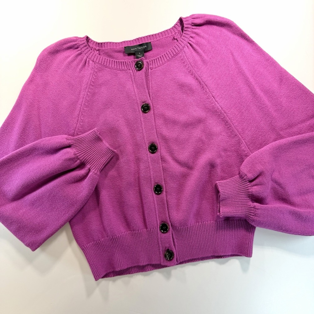 Ann Taylor Cardigan Long Sleeve Button Cropped Pink Cotton Blend Small